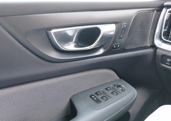 Volvo S60 cena 144900 przebieg: 20000, rok produkcji 2021 z Otwock małe 379